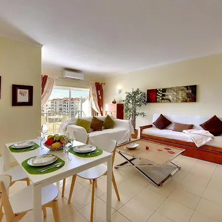 Do Atlantico Apartment *